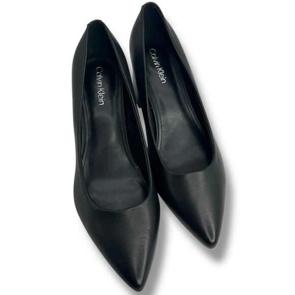 Calvin Klein Lenott Pointy Toe Block Heel Pumps Size 8.5 Black Leather Heels EUC - Picture 7 of 9